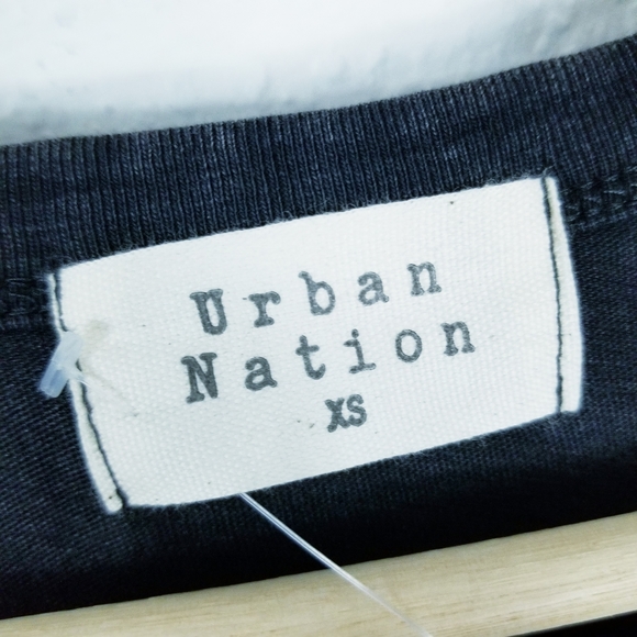 Urban Nation Skull Aloha Graphic Muscle Tee California coastal XS - Picture 6 of 7